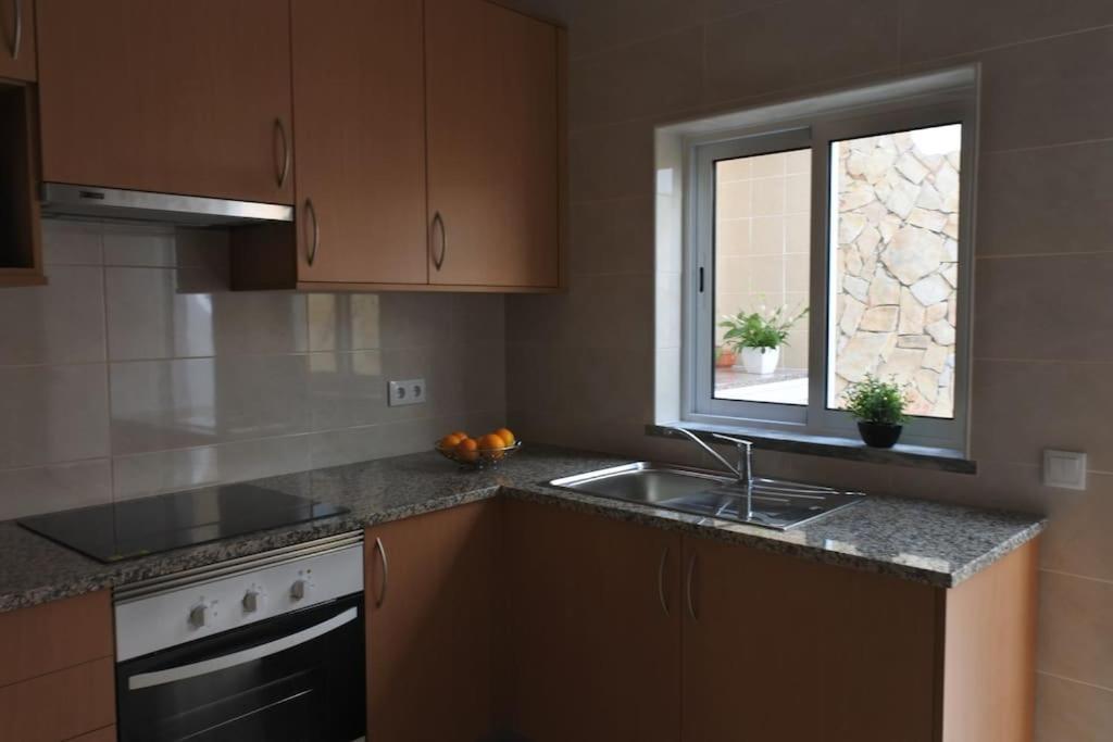 Apartment In The Center Of Carvoeiro With Terrace Eksteriør bilde